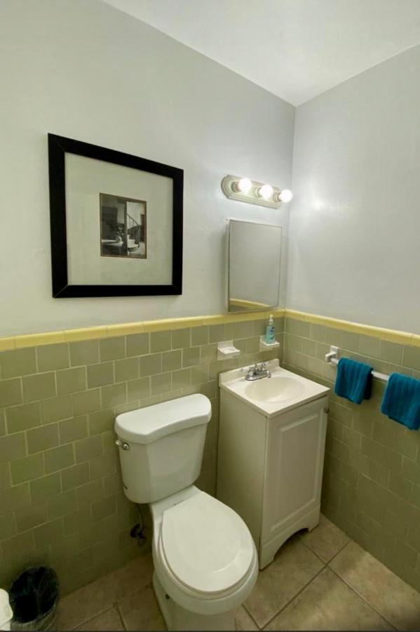 Hallandale Beach Motel With Free Parking And Full Kitchen ! No Extra Fees! Accepting Cash! Bagian luar foto