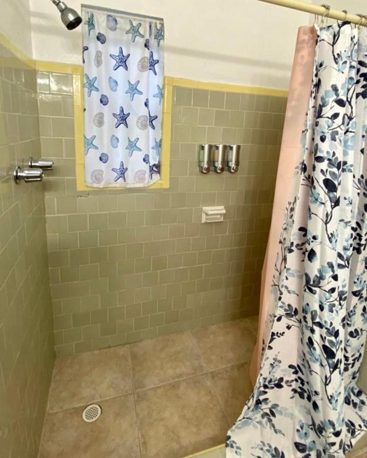 Hallandale Beach Motel With Free Parking And Full Kitchen ! No Extra Fees! Accepting Cash! Bagian luar foto